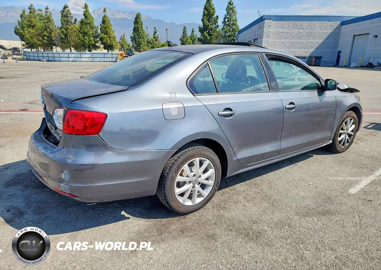 2011 Volkswagen Jetta Se VIN:3VWDZ7AJ4BM327053 - 3