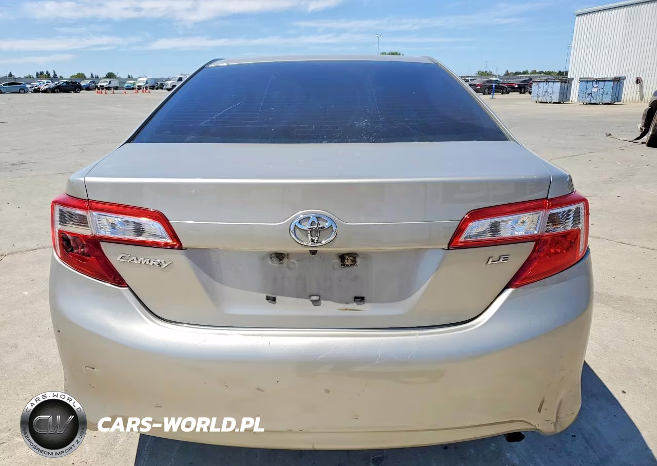 2013 Toyota Camry Le VIN:4T4BF1FK0DR305620 - 6
