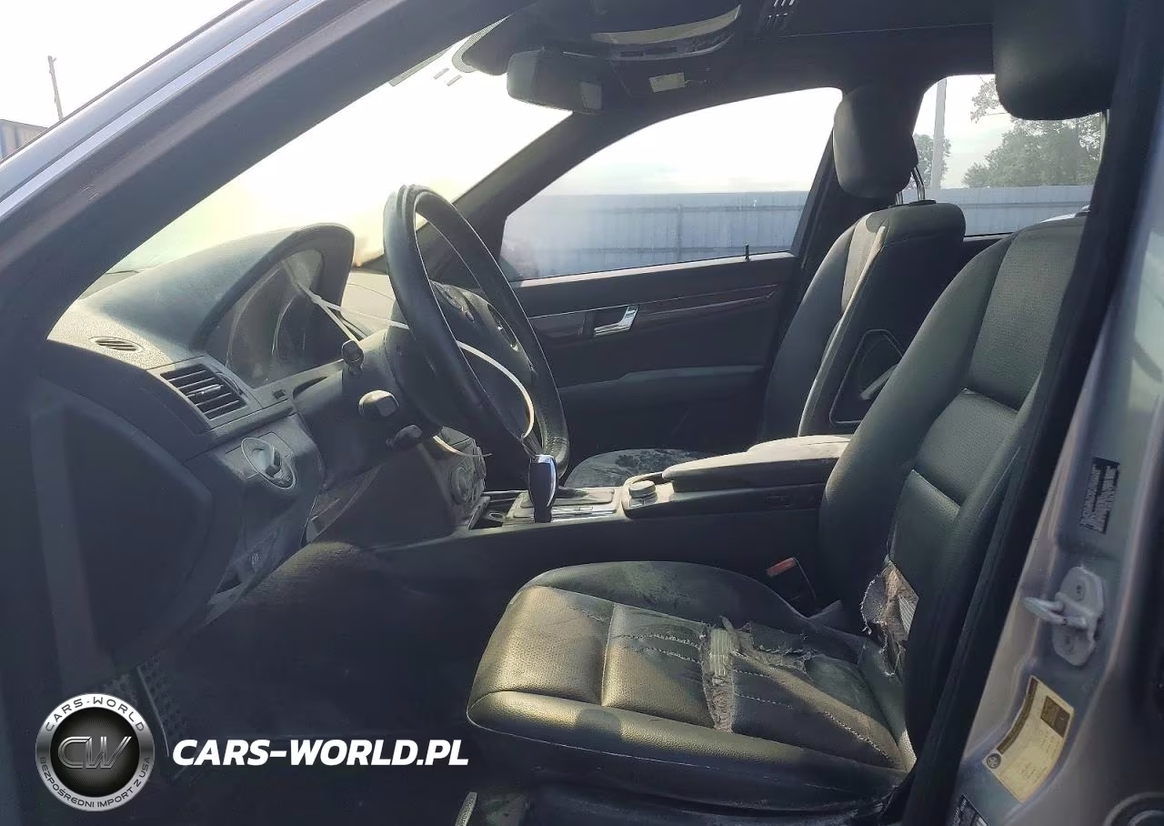 2010 Mercedes-Benz C 300 4Matic VIN:WDDGF8BB5AR100866 - 7