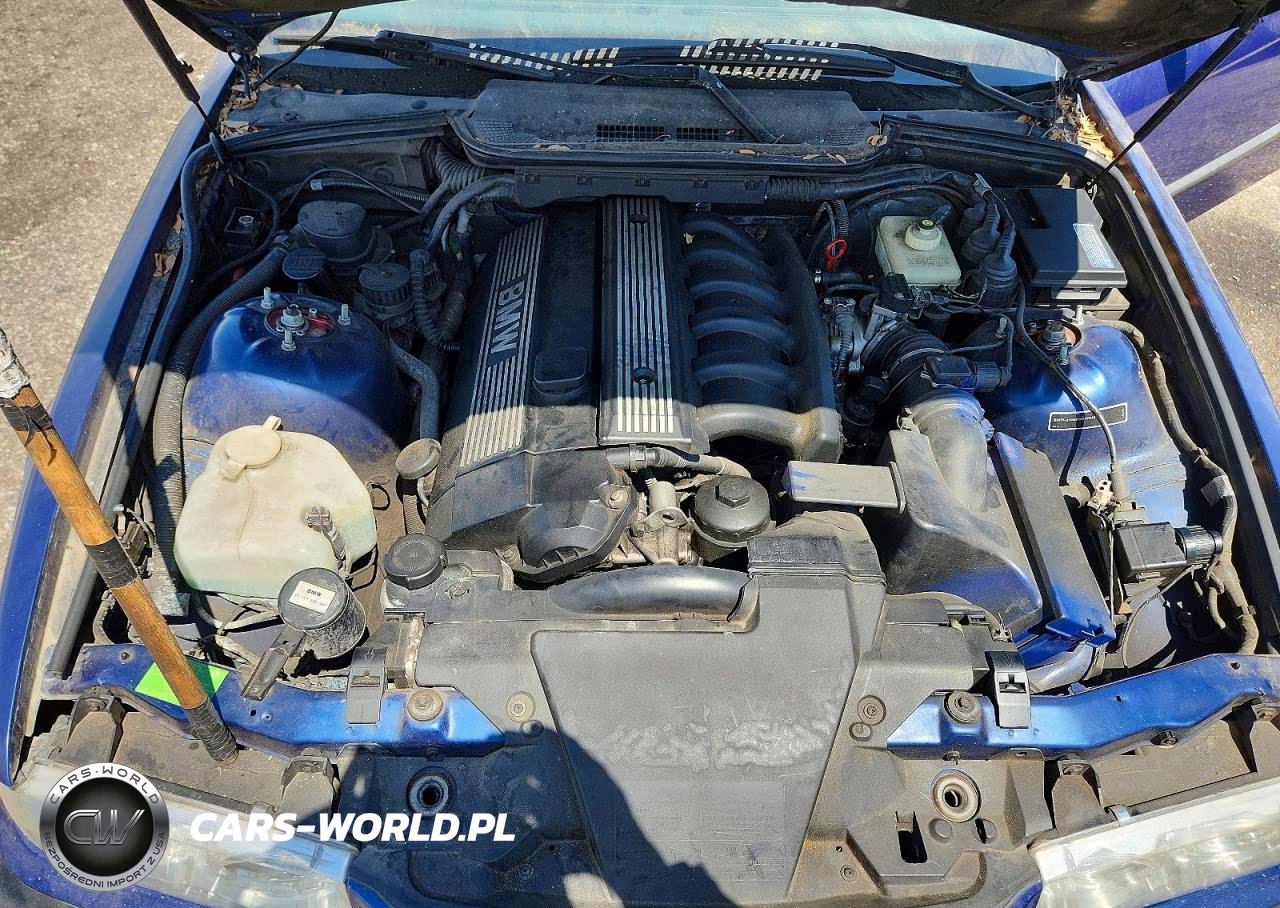 1998 BMW 323 Ic VIN:WBABJ7329WEA15202 - 11