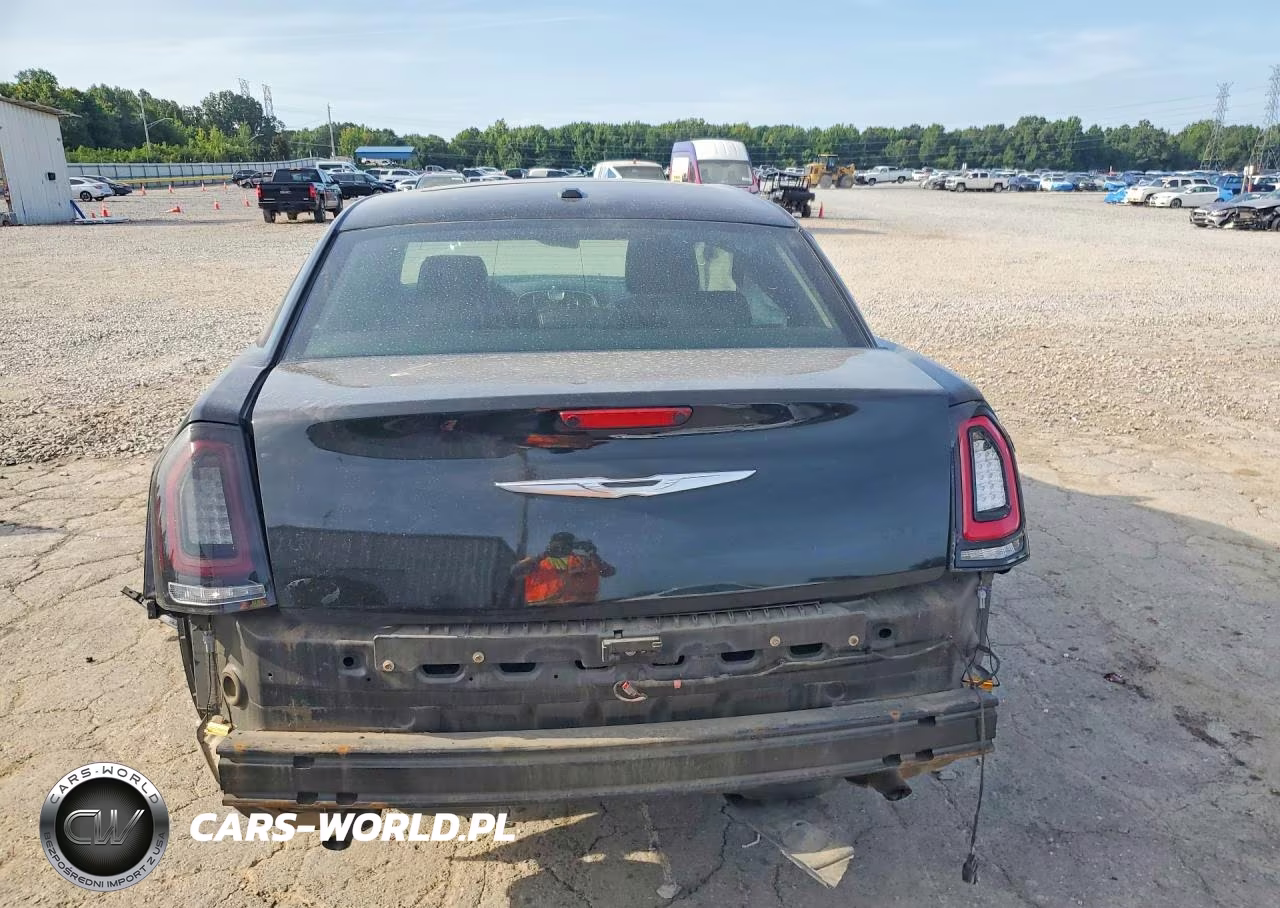 2013 Chrysler 300C Varvatos VIN:2C3CCAKG2DH645341 - 6