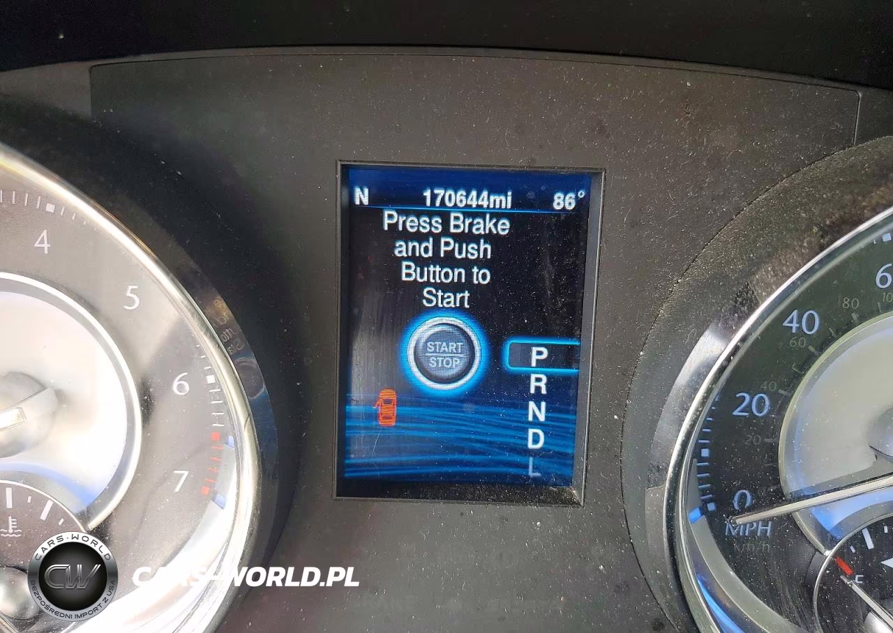 2013 Chrysler 300C Varvatos VIN:2C3CCAKG2DH645341 - 9
