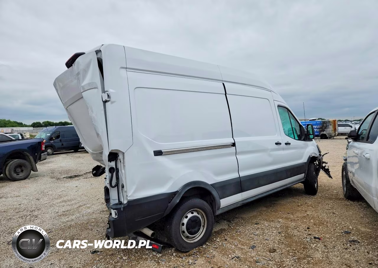 2023 Ford Transit 250 Delivery Van VIN:1FTBR1X80PKB01828 - 3