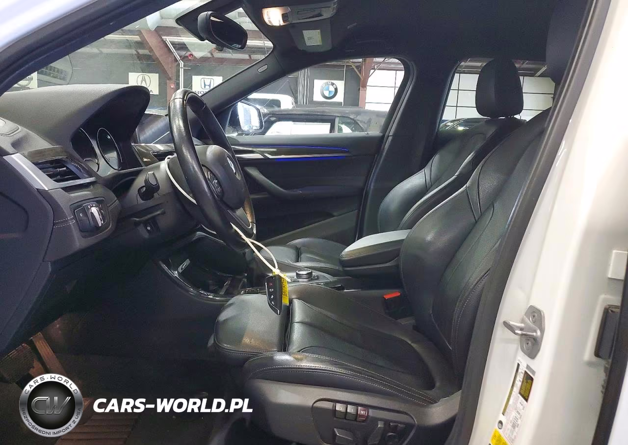 2018 BMW X2 xDrive28I VIN:WBXYJ5C31JEF75480 - 7