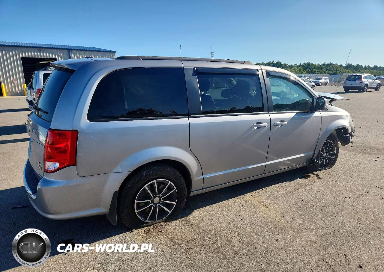 2018 Dodge Grand Caravan Gt VIN:2C4RDGEG8JR324136 - 3
