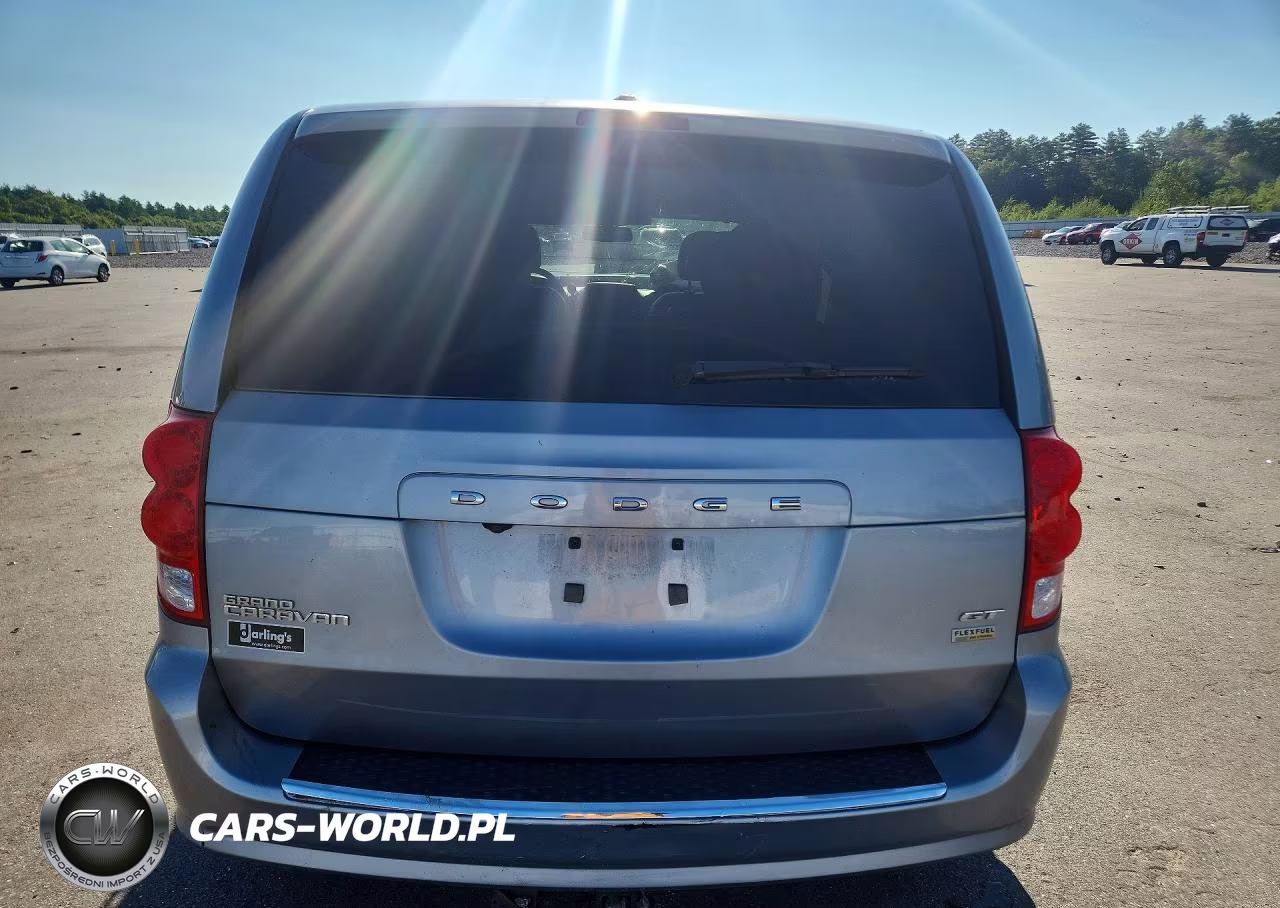 2018 Dodge Grand Caravan Gt VIN:2C4RDGEG8JR324136 - 6