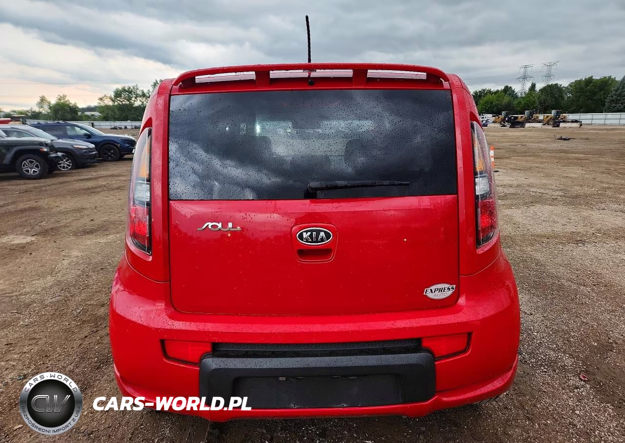 2011 Kia Soul + VIN:KNDJT2A22B7299556 - 6