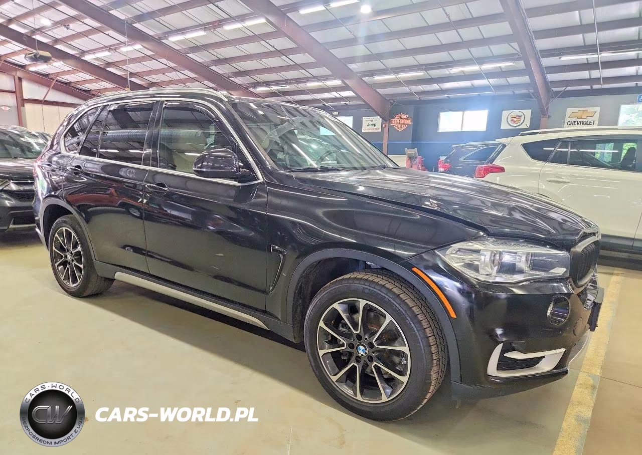 2018 BMW X5 xDrive35I VIN:5UXKR0C54J0X93213 - 4