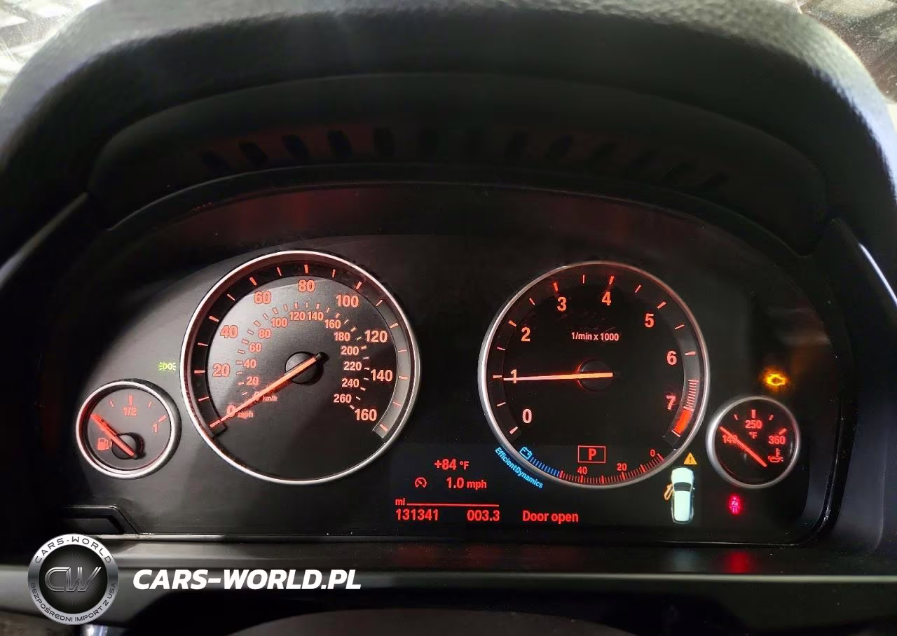 2018 BMW X5 xDrive35I VIN:5UXKR0C54J0X93213 - 9