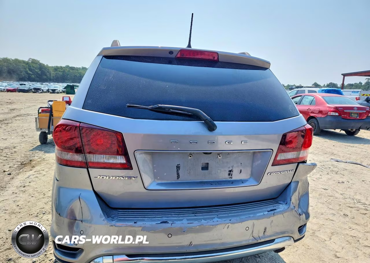 2018 Dodge Journey Crossroad VIN:3C4PDCGG4JT527907 - 6