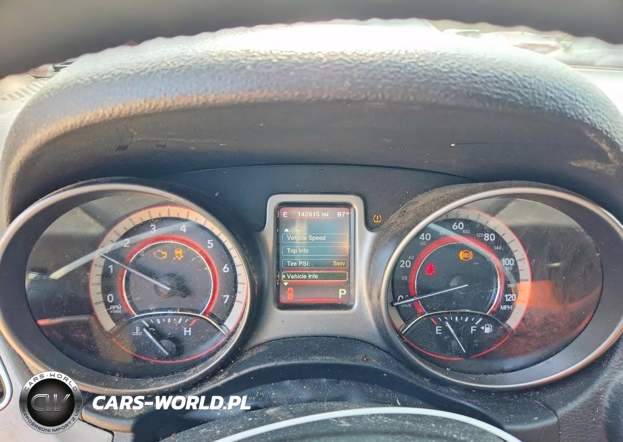 2018 Dodge Journey Crossroad VIN:3C4PDCGG4JT527907 - 9