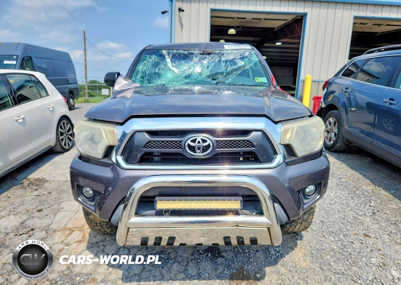 2015 Toyota Tacoma Base VIN:5TFUX4EN9FX032373 - 5