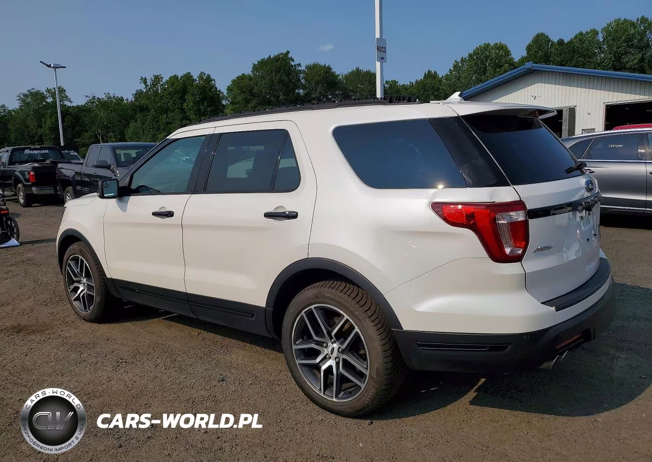 2018 Ford Explorer Sport VIN:1FM5K8GT3JGA62074 - 2