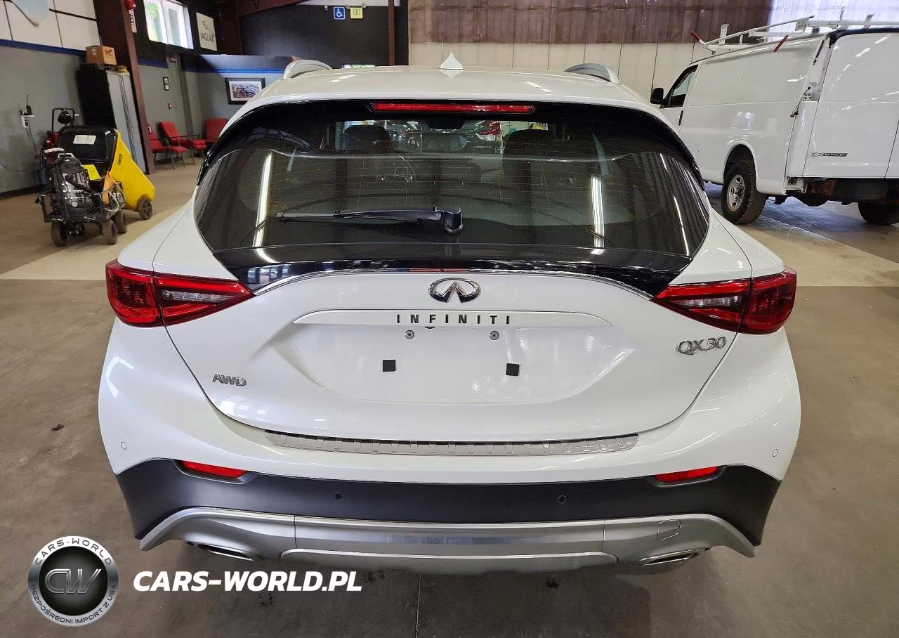 2017 Infiniti Qx30 Premium VIN:SJKCH5CR3HA025992 - 6