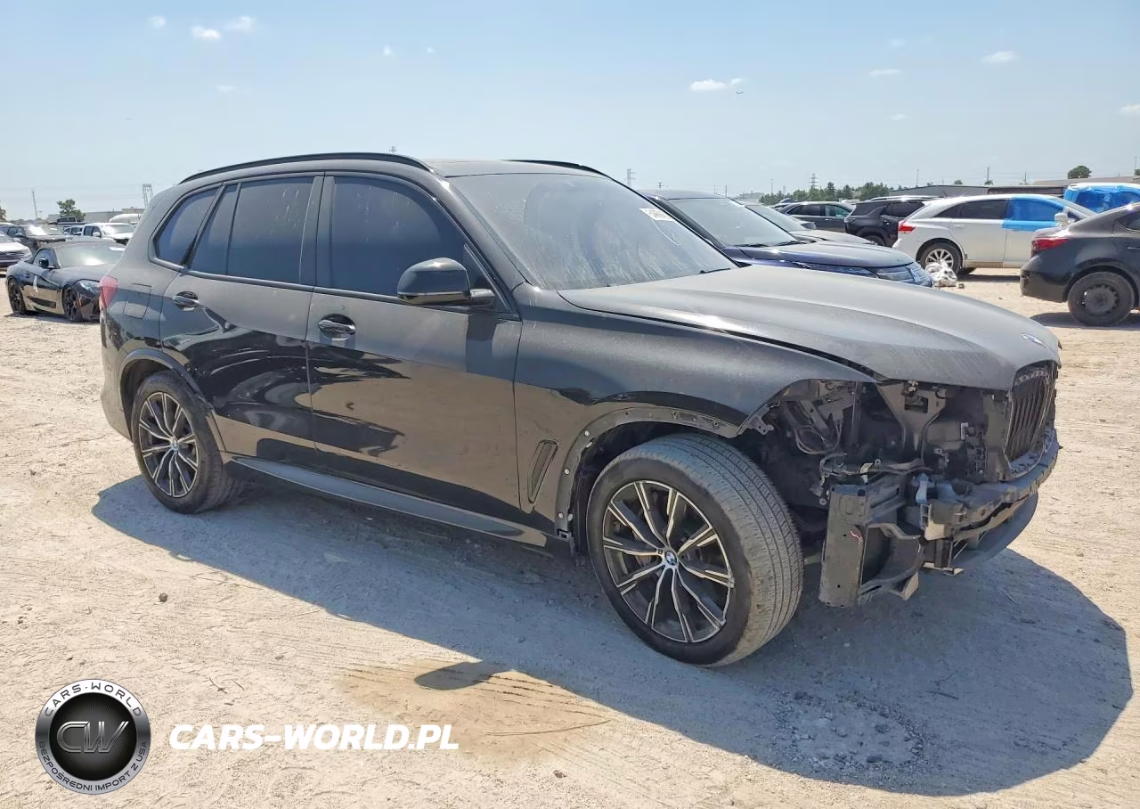 2019 BMW X5 xDrive50I VIN:5UXJU2C52KLN66060 - 4