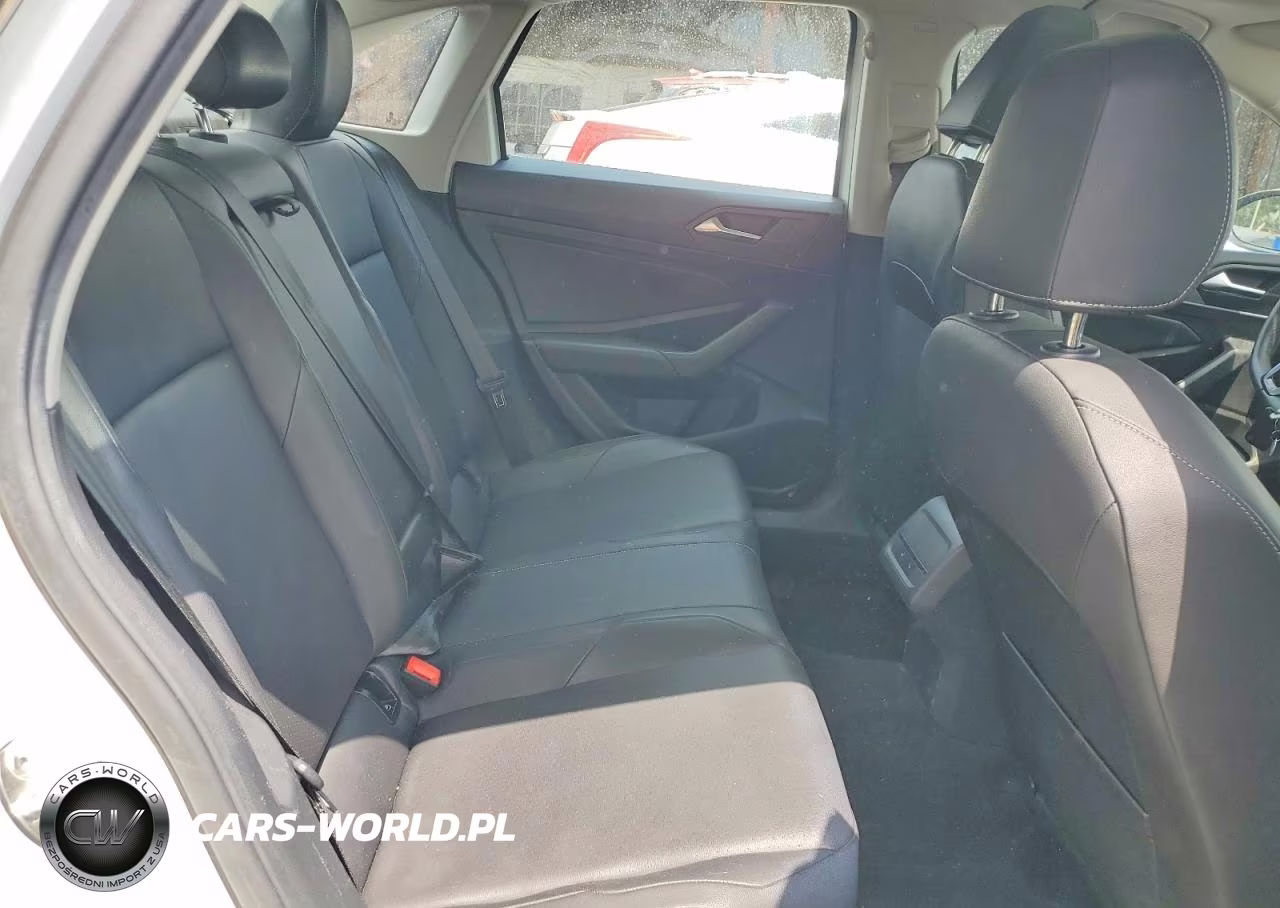 2019 Volkswagen Jetta S VIN:3VWCB7BUXKM213972 - 10