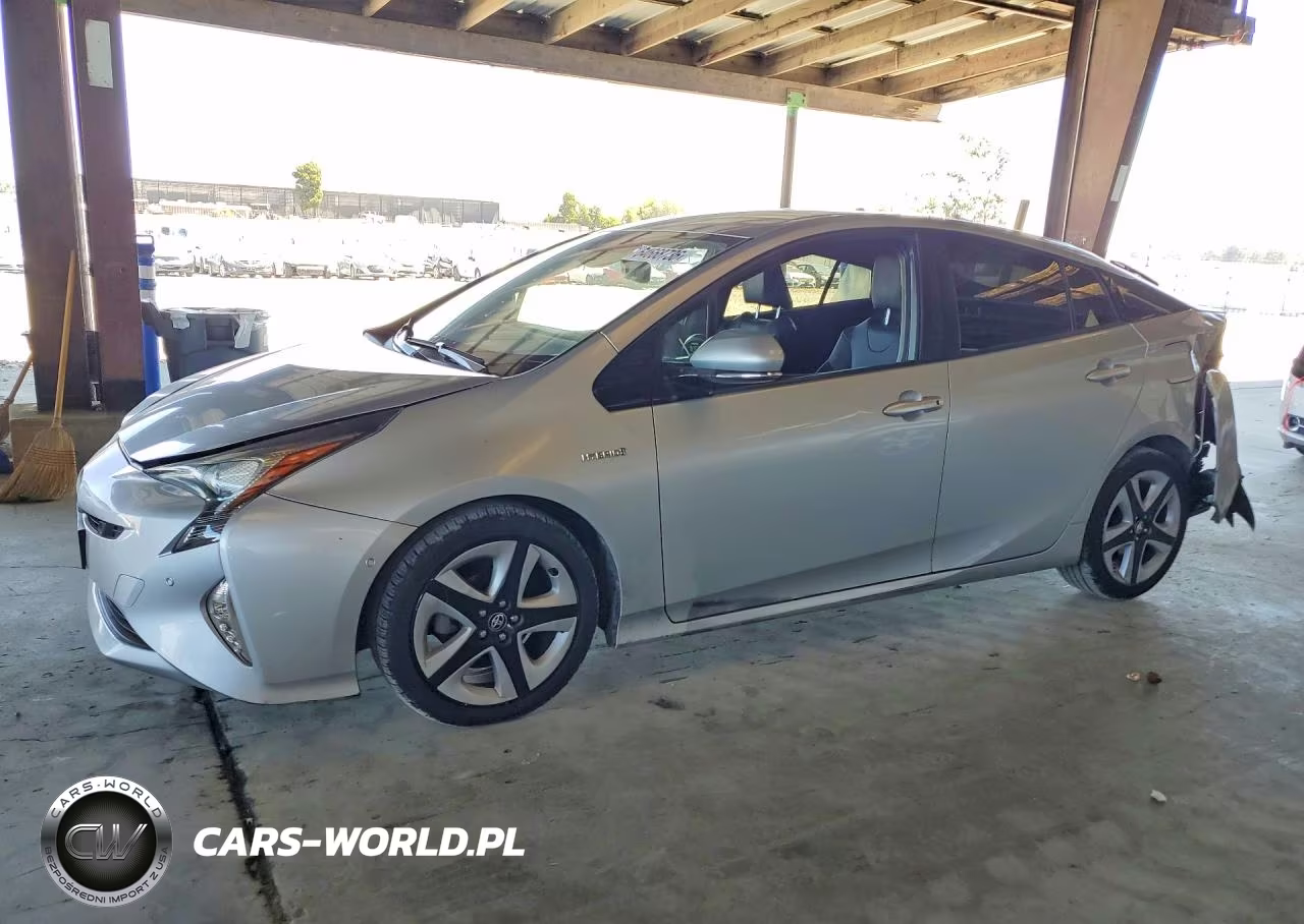 2018 Toyota Prius VIN:JTDKARFU3J3554895 - 1