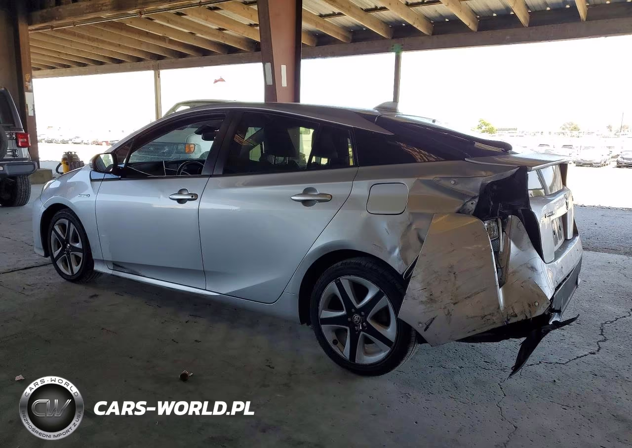 2018 Toyota Prius VIN:JTDKARFU3J3554895 - 2