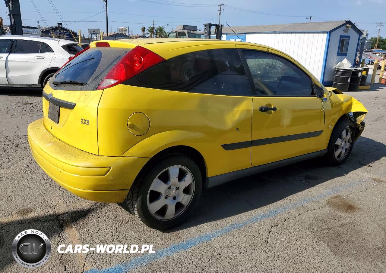 2001 Ford Focus Zx3 VIN:3FAHP31321R179027 - 3