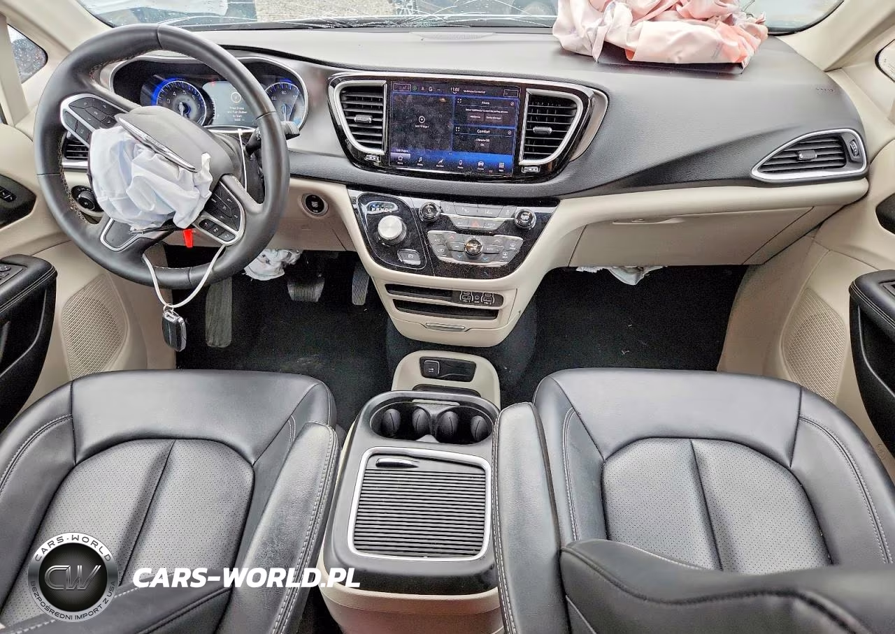 2024 Chrysler Pacifica Touring L VIN:2C4RC1BG5RR122807 - 8