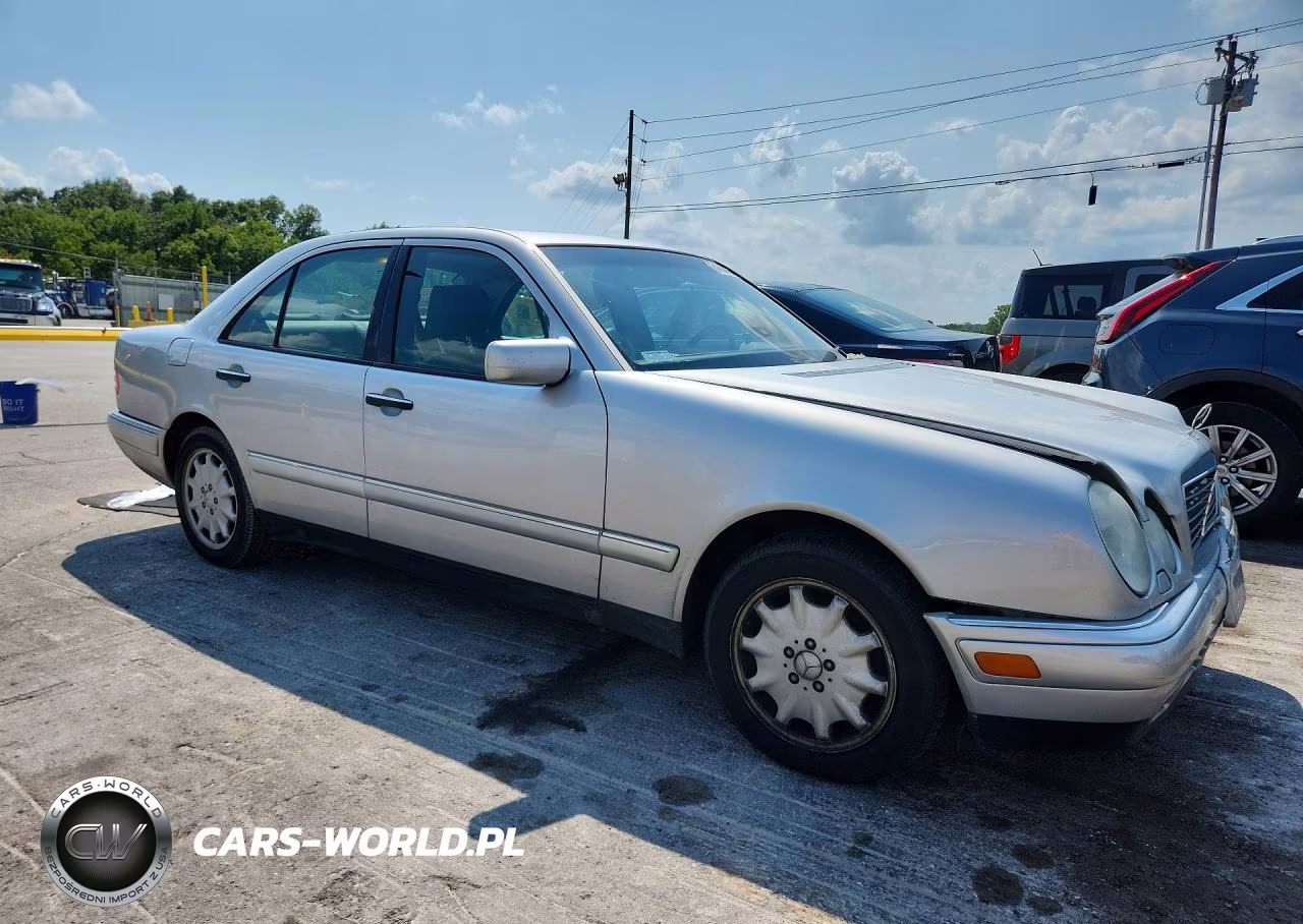 1999 Mercedes-Benz E 320 VIN:WDBJF65HXXA918247 - 4