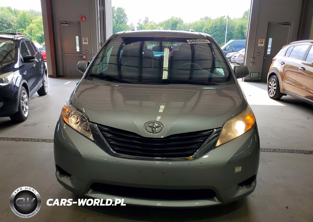 2014 Toyota Sienna Le VIN:5TDKK3DC8ES421784 - 5