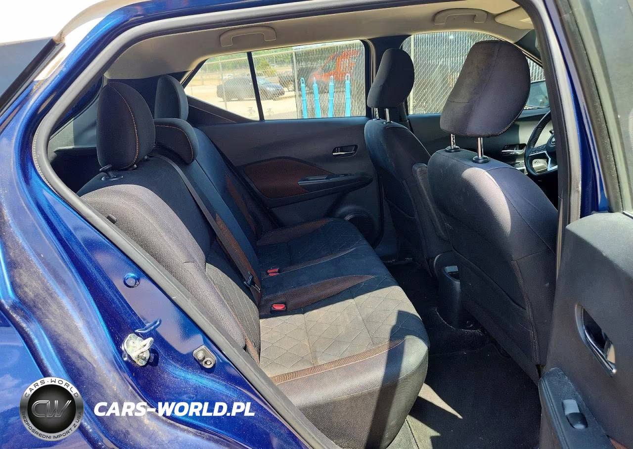 2019 Nissan Kicks Sr VIN:3N1CP5CU1KL541412 - 11