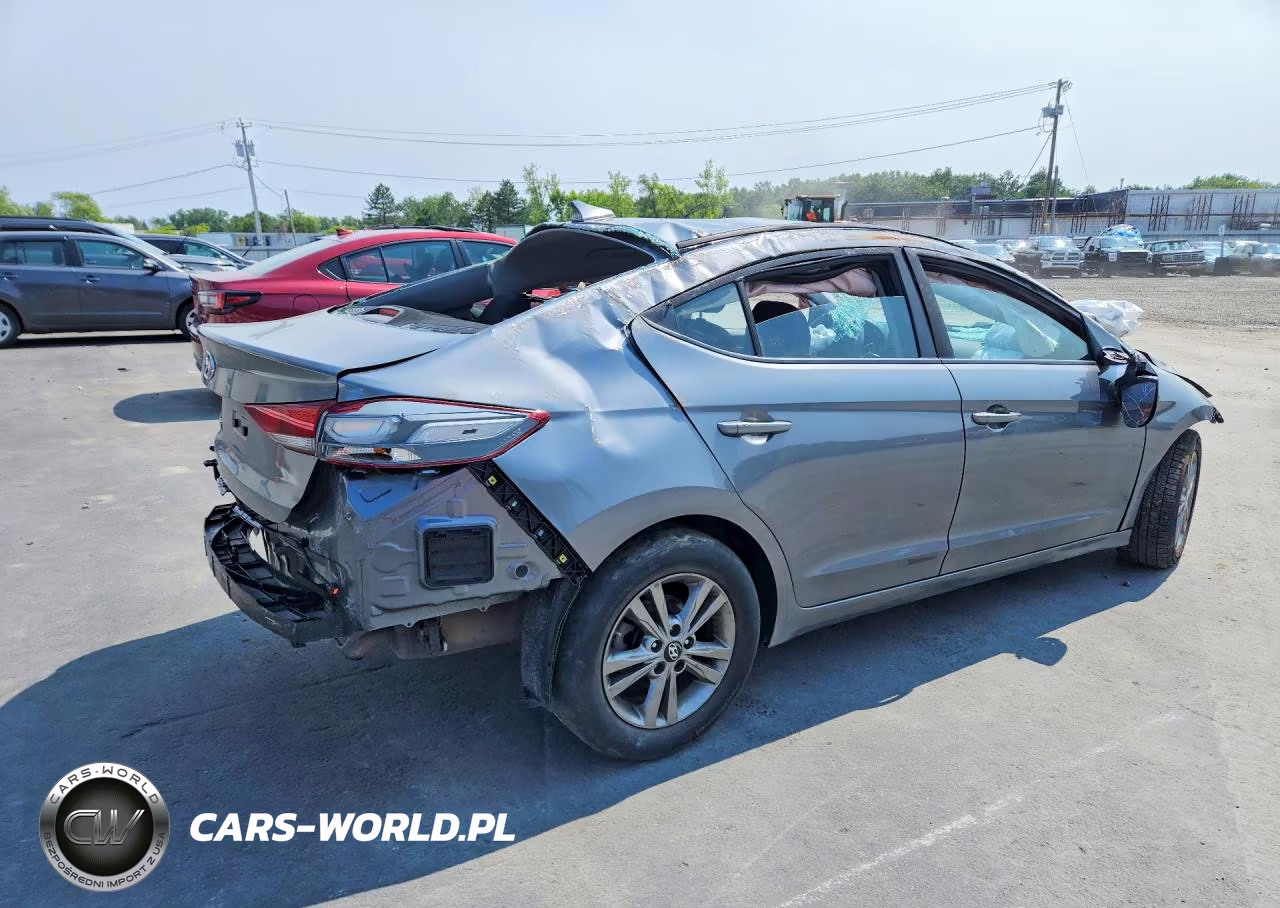 2018 Hyundai Elantra Sel VIN:5NPD84LF1JH280730 - 3