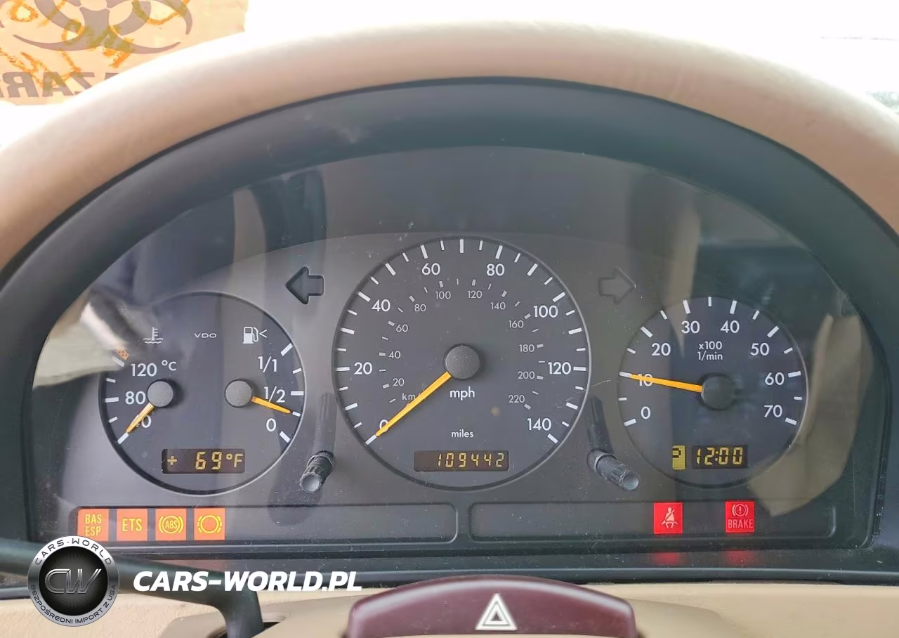 2000 Mercedes-Benz Ml 320 VIN:4JGAB54EXYA216599 - 9