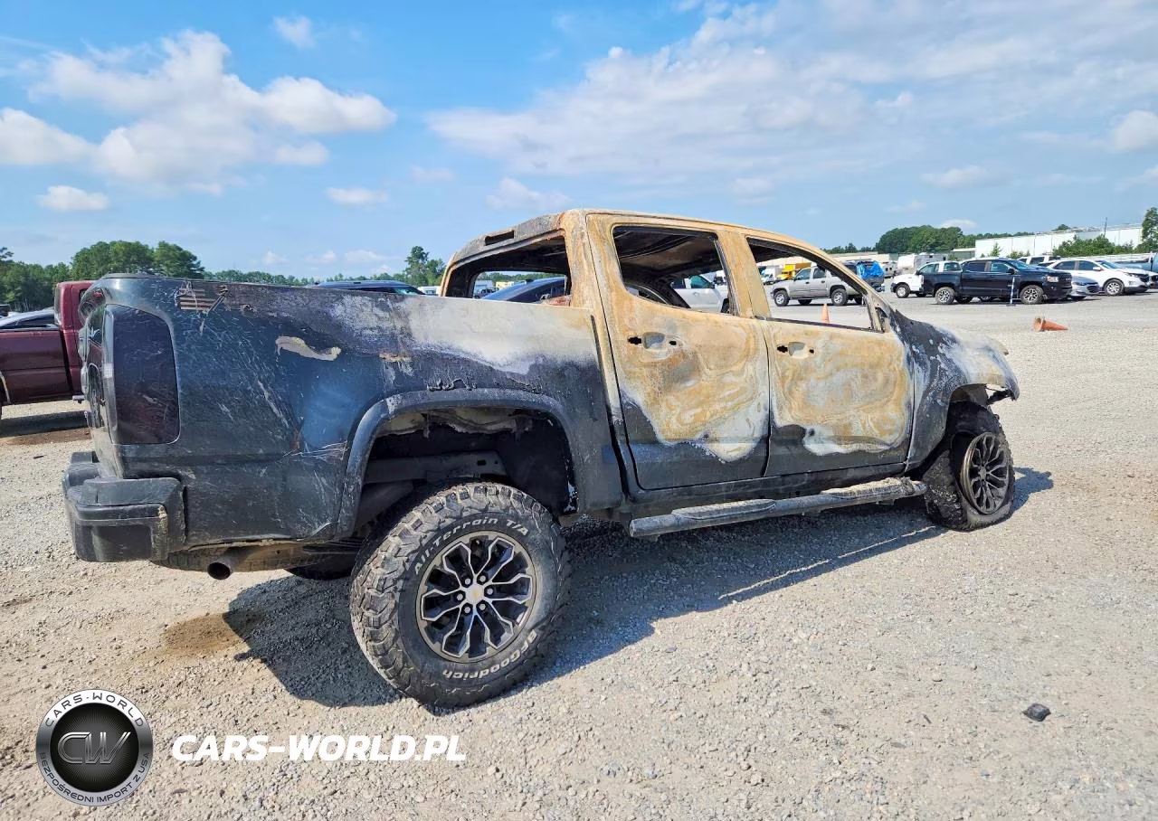 2018 Chevrolet Colorado Zr2 VIN:1GCGTEEN5J1105006 - 3