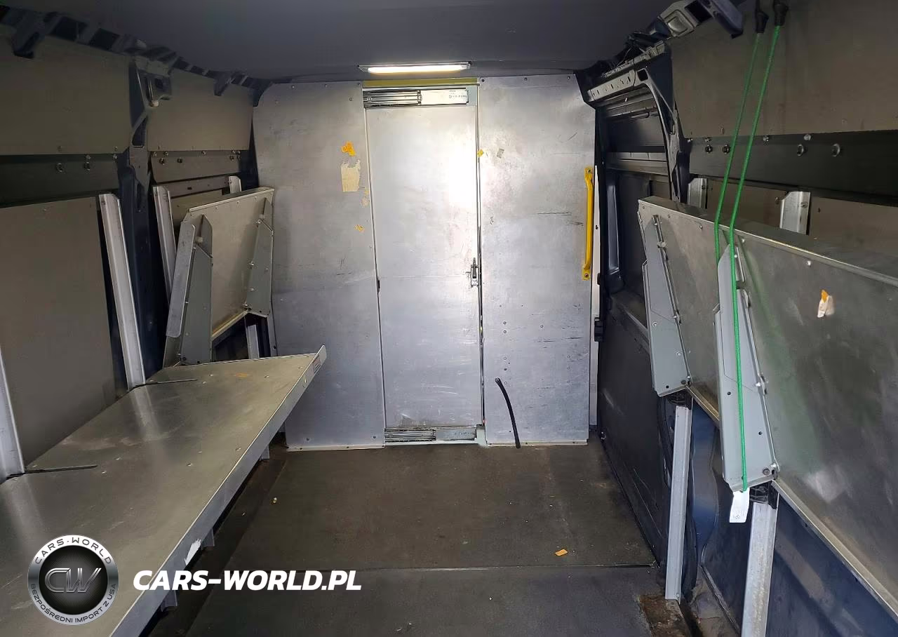 2020 Ram Promaster 3500 Delivery Van VIN:3C6URVJG2LE132213 - 10