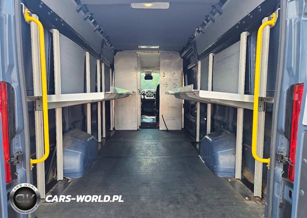 2020 Ram Promaster 3500 Delivery Van VIN:3C6URVJG8LE136167 - 10