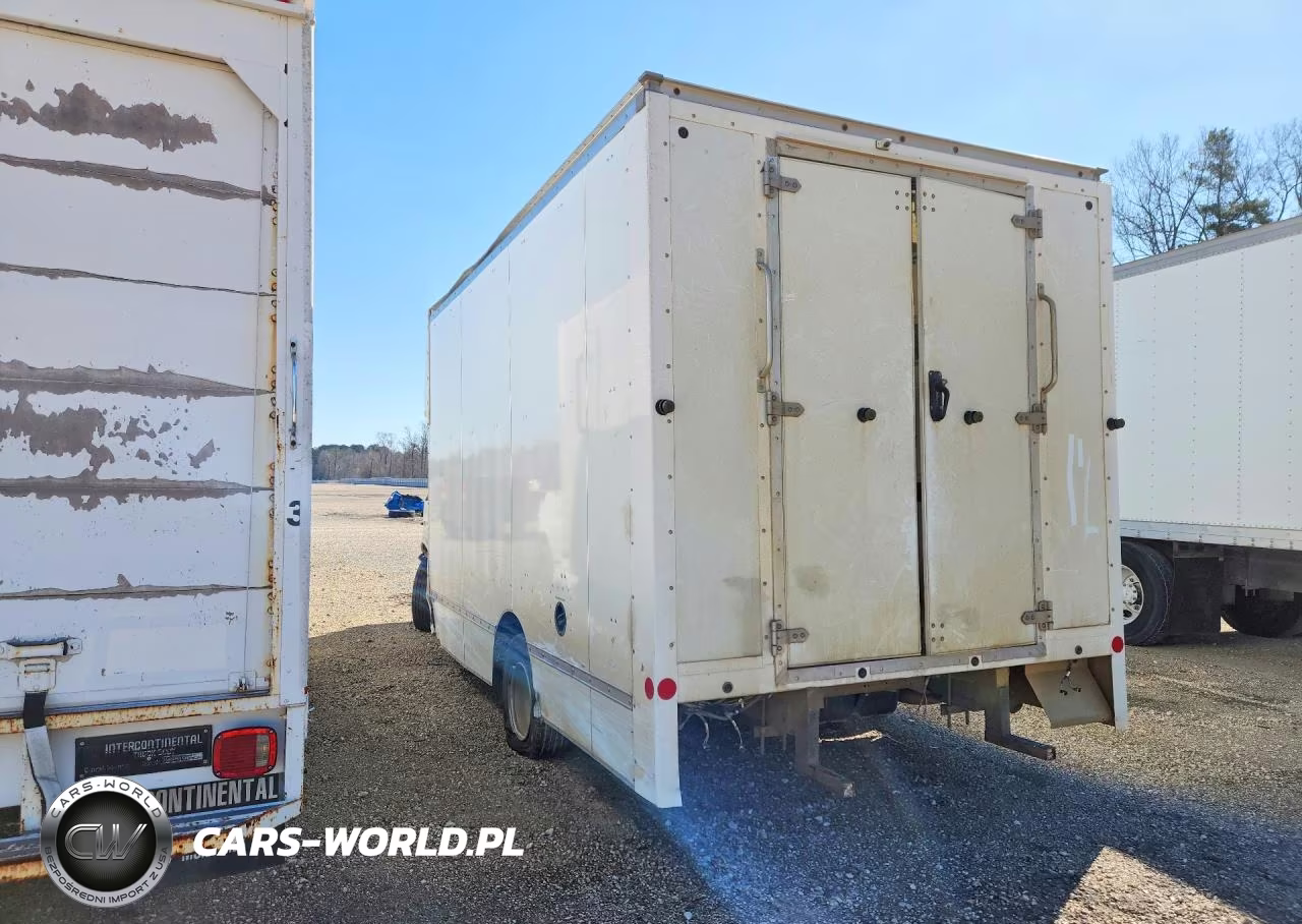 2022 Chevrolet Express Delivery Truck VIN:1GB3GSC76N1255951 - 2
