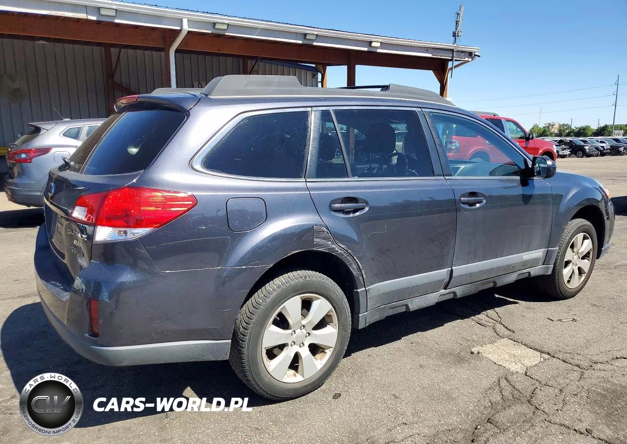 2011 Subaru Outback 2.5I Premium VIN:4S4BRBCC2B3404737 - 3