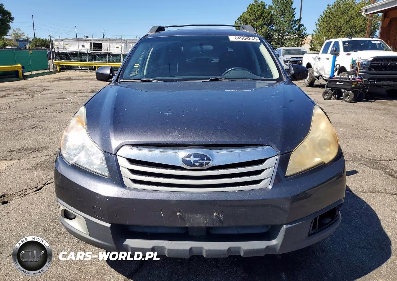 2011 Subaru Outback 2.5I Premium VIN:4S4BRBCC2B3404737 - 5