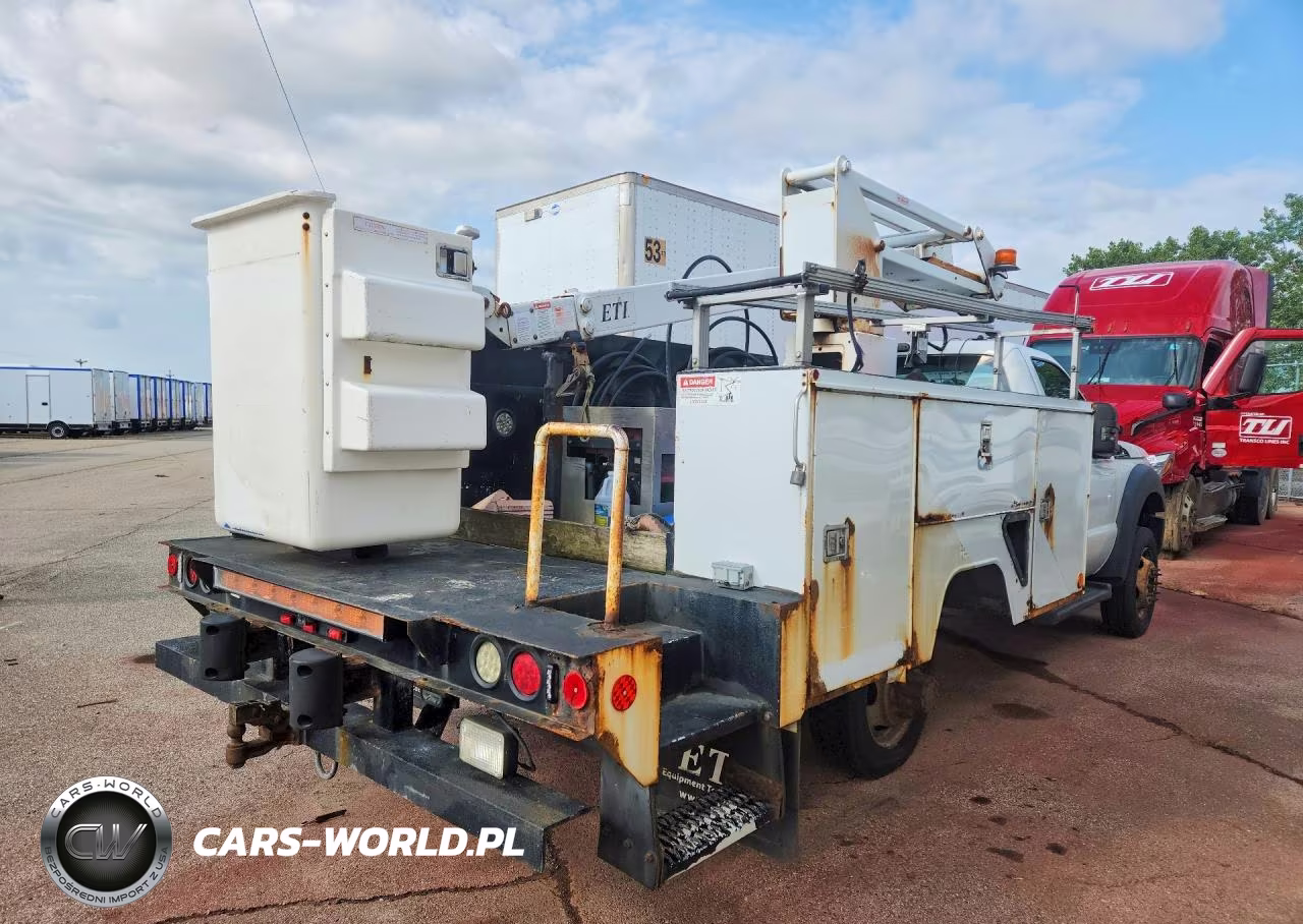 2012 Ford F450 Super Duty Bucket Truck VIN:1FDUF4GY1CEB87268 - 3