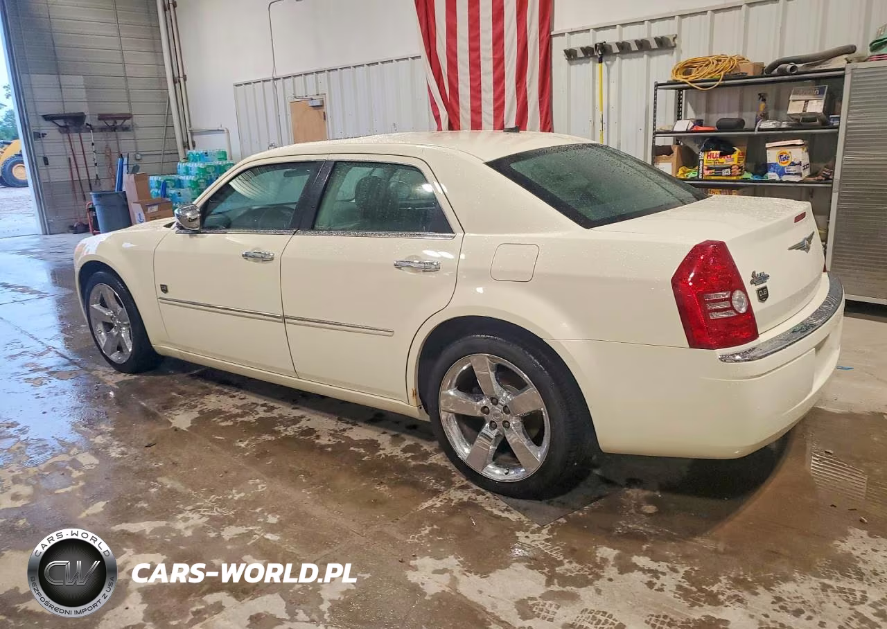 2008 Chrysler 300 Touring VIN:2C3KA53G88H331920 - 2