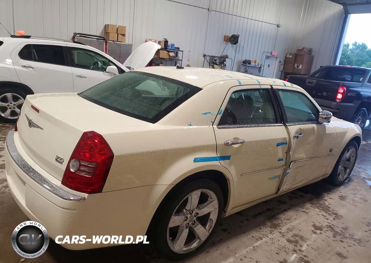 2008 Chrysler 300 Touring VIN:2C3KA53G88H331920 - 3
