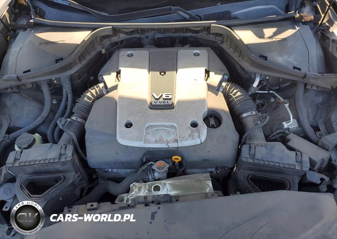 2018 Infiniti Q70L 3.7 Luxe VIN:JN1BY1PR9JM370484 - 11