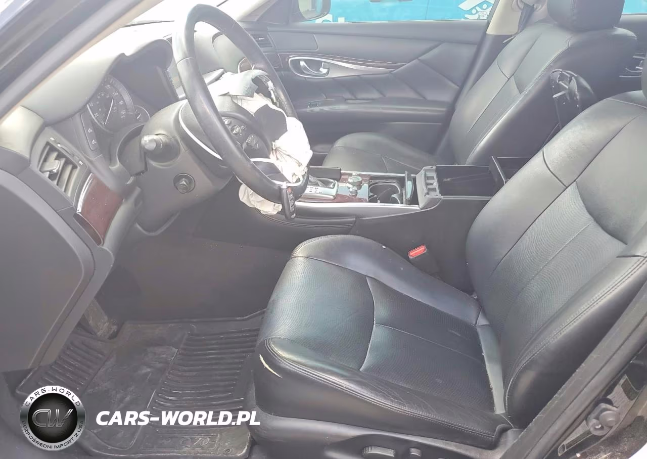 2018 Infiniti Q70L 3.7 Luxe VIN:JN1BY1PR9JM370484 - 7