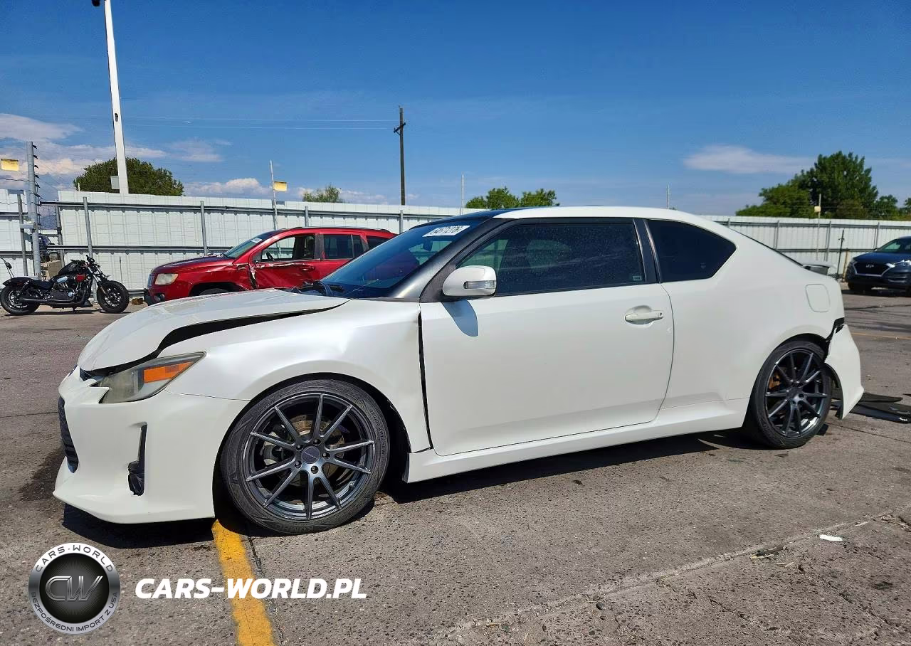 2015 Toyota Scion Tc VIN:JTKJF5C72FJ013546 - 1