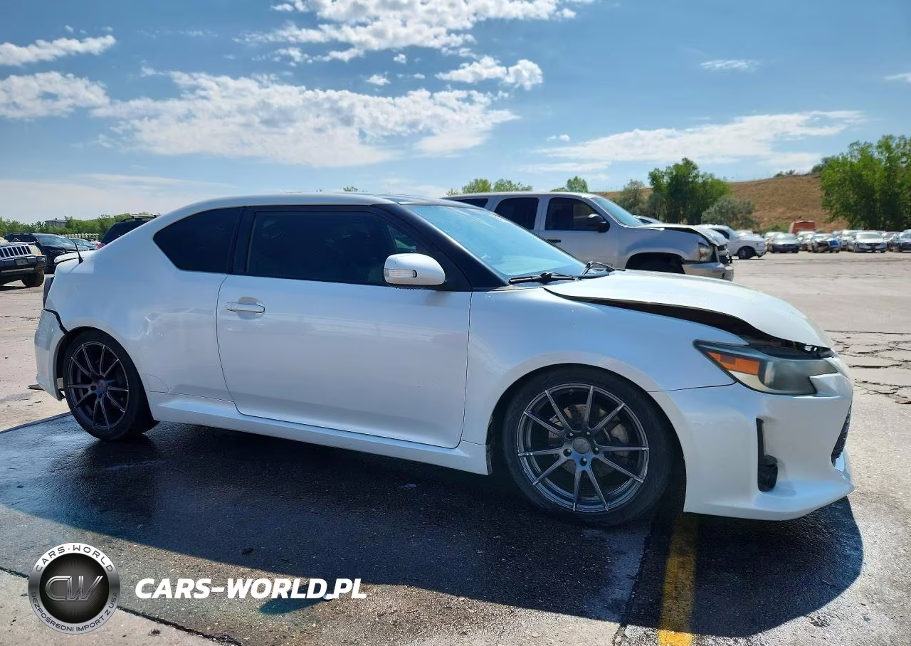 2015 Toyota Scion Tc VIN:JTKJF5C72FJ013546 - 4