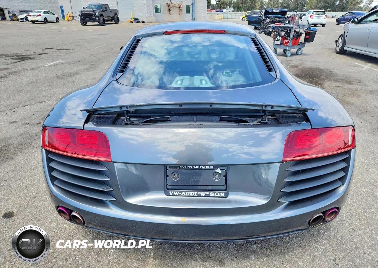 2011 Audi R8 4.2 Quattro VIN:WUAAUAFG9BN001627 - 6