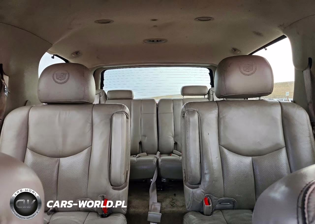 2005 Cadillac Escalade Luxury VIN:1GYEK63N65R232531 - 10