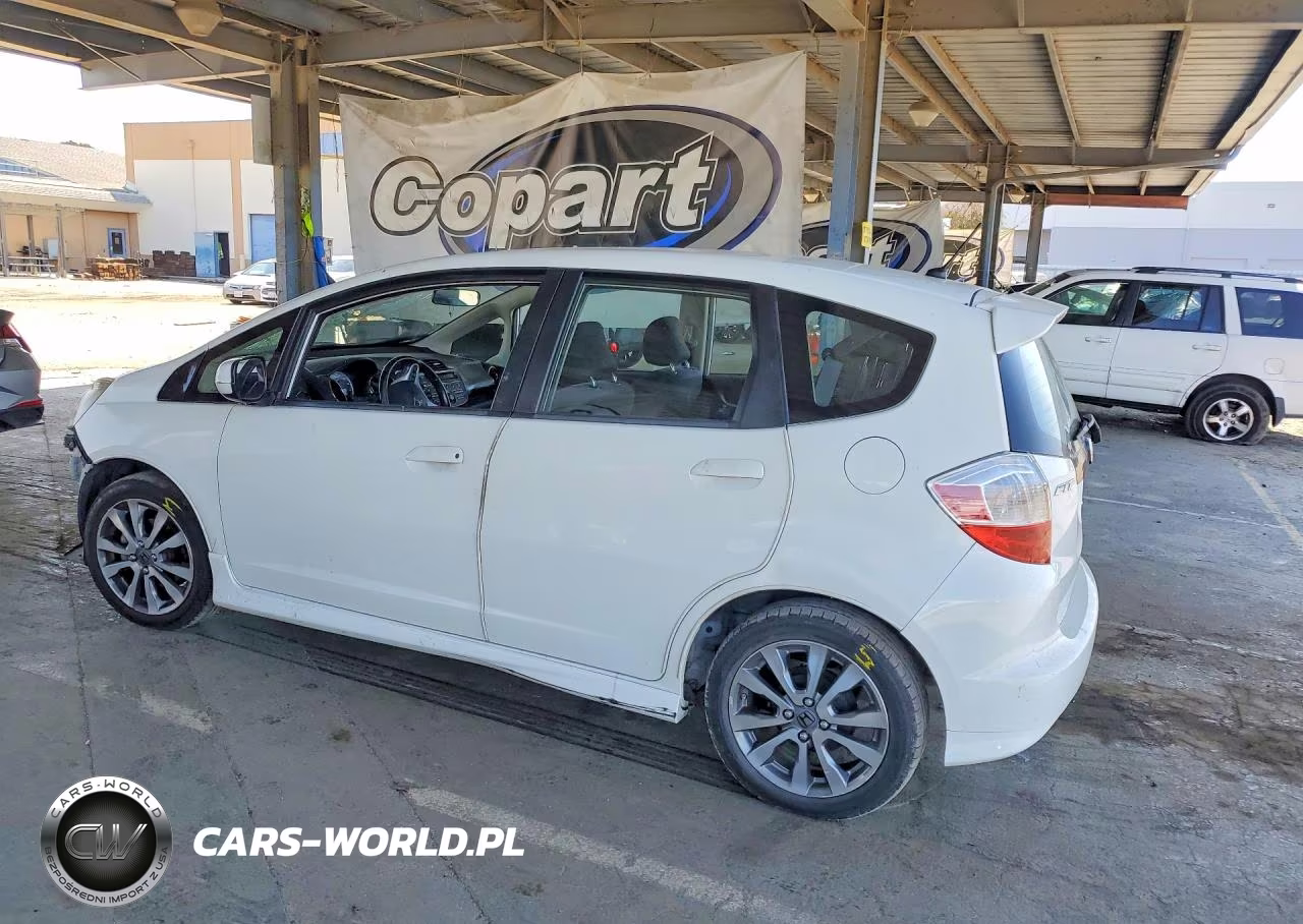 2013 Honda Fit Sport VIN:JHMGE8H53DC057407 - 2