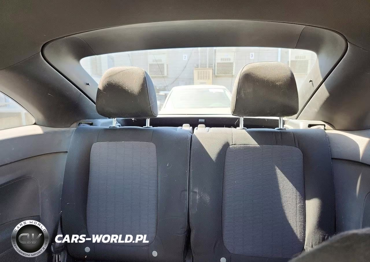 2012 Volkswagen Beetle VIN:3VWAP7AT5CM648532 - 10