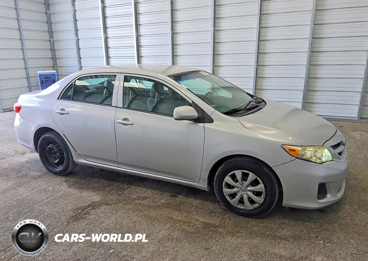 2013 Toyota Corolla L VIN:2T1BU4EE1DC973098 - 4