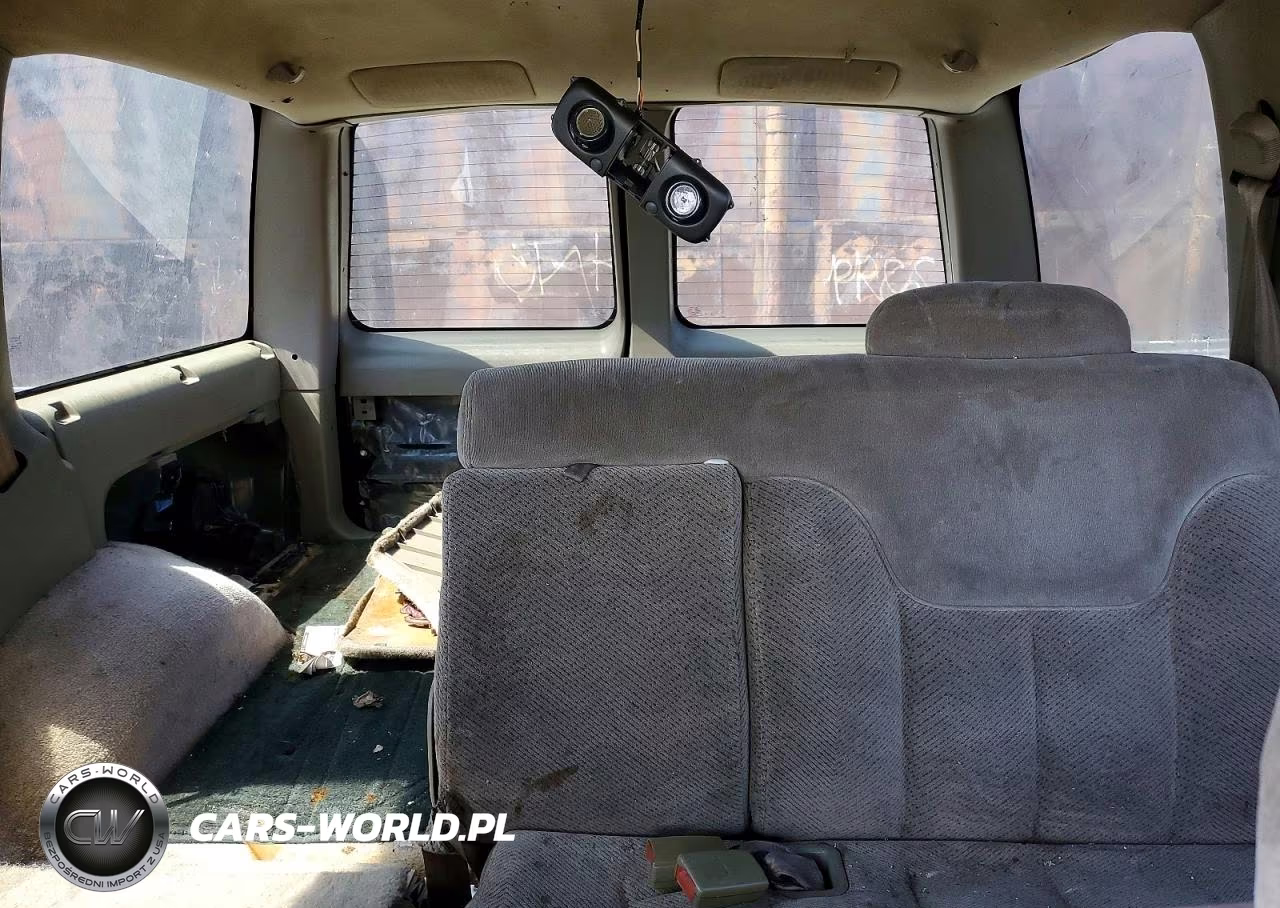 1996 GMC Yukon VIN:1GKEC13R7TJ713249 - 10