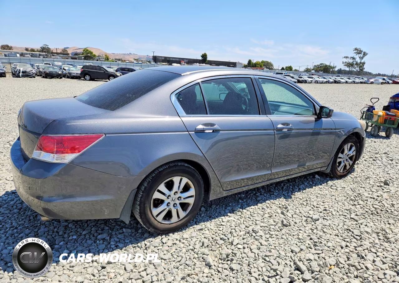 2010 Honda Accord Lxp VIN:1HGCP2F43AA093379 - 3