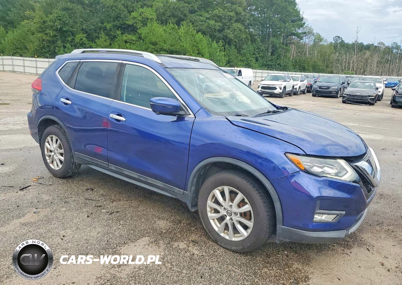 2017 Nissan Rogue S VIN:5N1AT2MV5HC763487 - 4